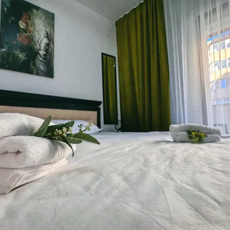 Tampa Mountain Nature Hideaway - Luxury Apartment