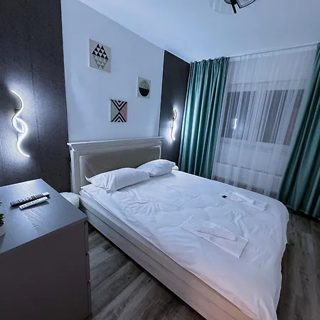 Tampa Mountain Nature Hideaway - Luxury Apartment Brasov
